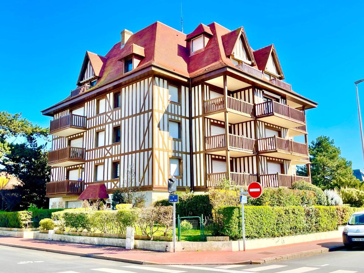 Echappee Chic - Balcon - 150 M Casino Deauville & Plage Zewnętrze zdjęcie